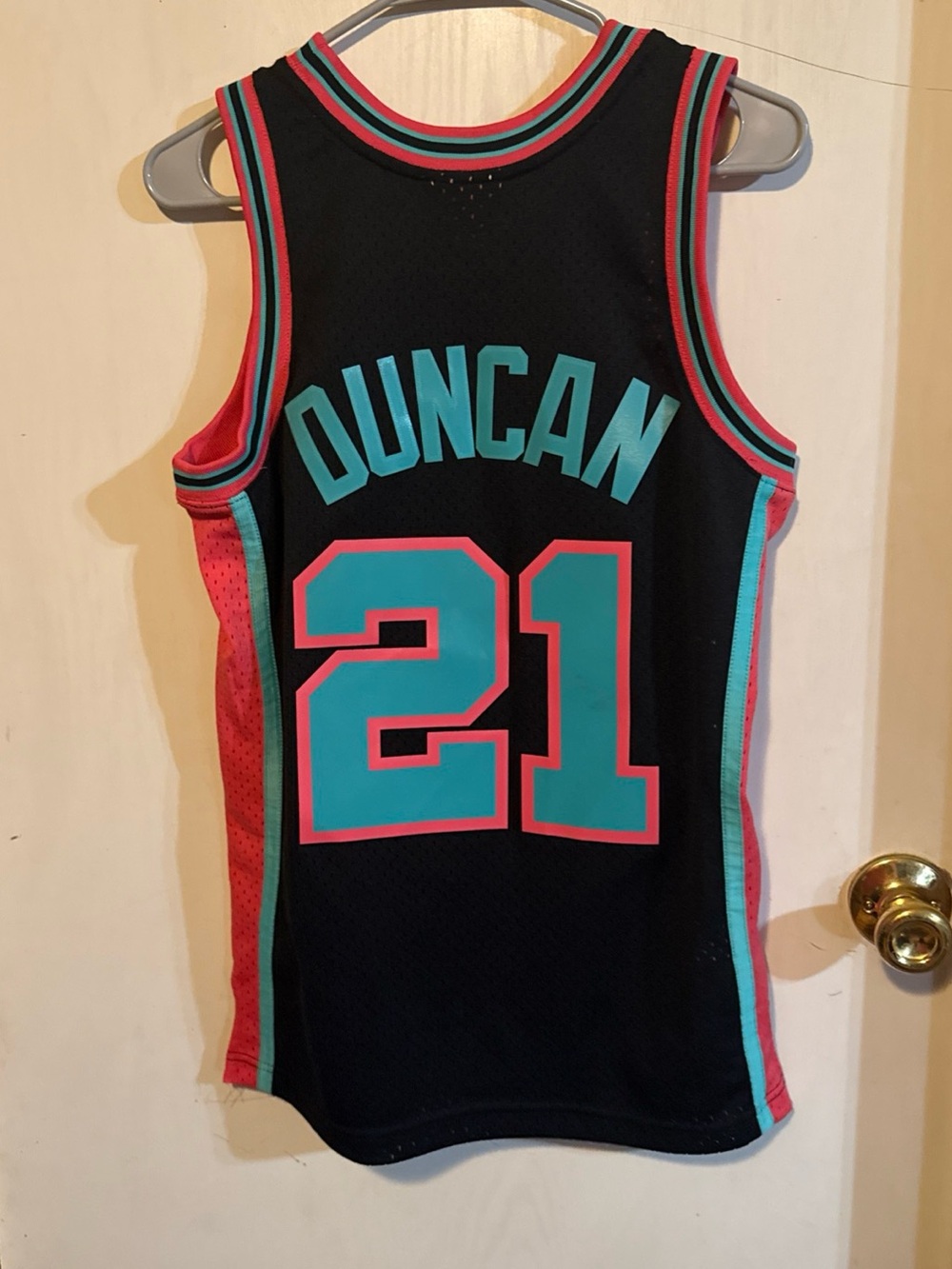 San Antonio Spurs #21 Teal & Pink Hardwood Classics Jersey - Picture 2 of 3